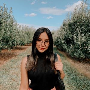 Meet your Posher, Vanesa